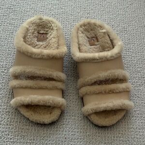 Aquatalia Shearling Slide Slippers in Beige